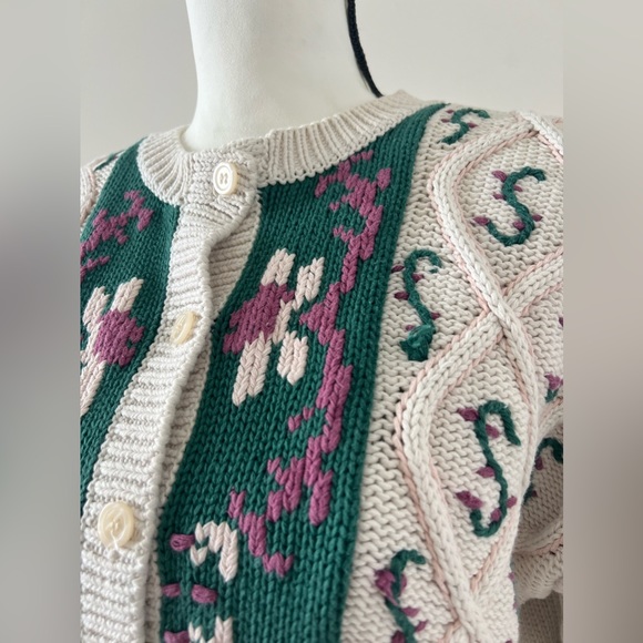 Vintage Canary Island Sweater - Picture 6 of 10